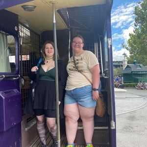 Meet your Posher, Mya